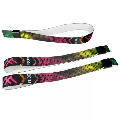 Pulsera de Textil (15x340mm, impresión en color en un lado, con datos variables) - con anillo de plástico auto-cerrable