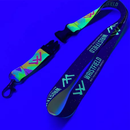 Lanyard de Satén con texto impreso de 20x900mm - Con impresión FLUO - Con mosquetón de gota y cierre de extensión