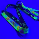 Lanyard de Satén con texto impreso de 20x900mm - Con impresión FLUO - Con mosquetón de gota