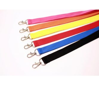   Lanyard acanalado sin inscripción de color 20x900mm - Con mosquetón de gota