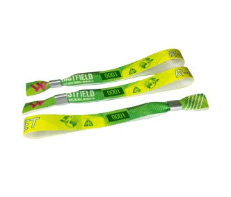   Brazalete de R-PET (Hecho de botellas de PET recicladas, 15x340mm, impresión a color en un lado, datos variables) - con anillo de aluminio