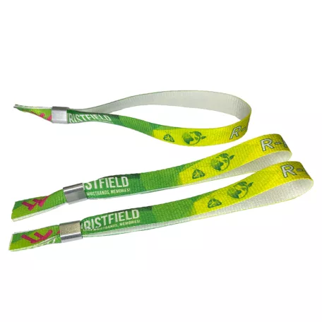 Brazalete de R-PET (Hecho de botellas de PET recicladas, 15x340mm, impresión a color en un lado) - con anillo de aluminio