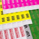 Pulsera Tyvek de 1" con diseño - STAFF CREW